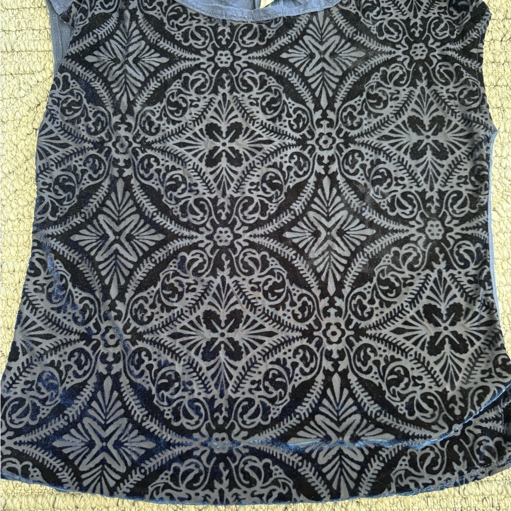 Aeropostale Black and Gray Patterned Blouse